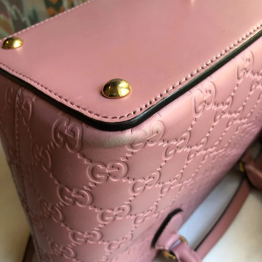 💗 GUCCI Guccissima Small Zippered Bucket Tote Satchel in Rose